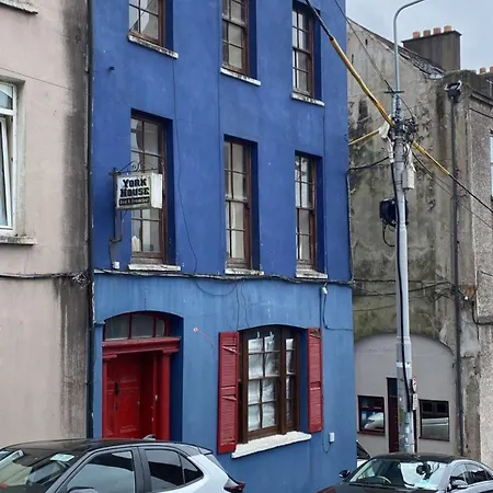 York Palm Konukevi *